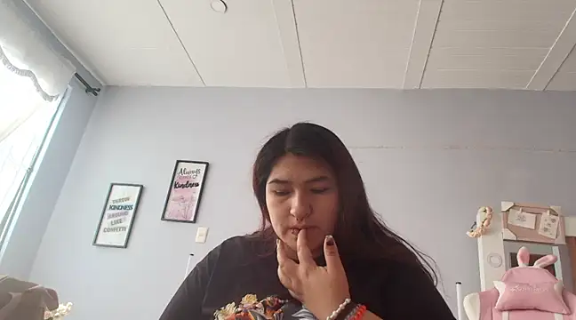  69HONRY online show from January 2025 01:47:01 PM