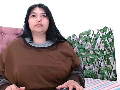  69HONRY online show from September 2025 01:11:02 PM