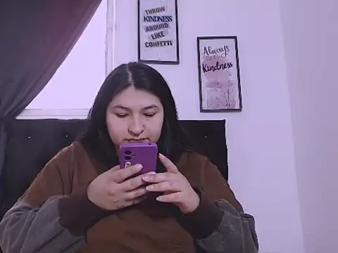  69HONRY online show from October 2025 01:01:02 PM