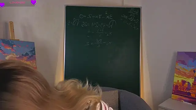 Snapshot of MaydaFoulk chatting on December 2025 01:10:01 AM MaydaFoulk online show from December 2025 01:10:01 AM