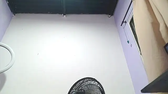 PetiteIvoryQueen19 online show from January 2025 06:27:02 AM