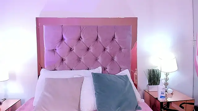 melanie hills online show from February 2026 11:27:02 AM