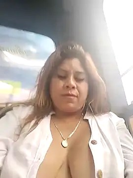 Laura-Hernandez online show from January 2025 07:06:02 PM