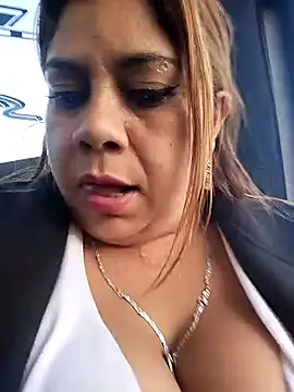 Laura-Hernandez online show from January 2025 10:41:02 PM