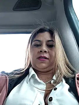 Laura-Hernandez online show from November 2025 04:29:02 PM