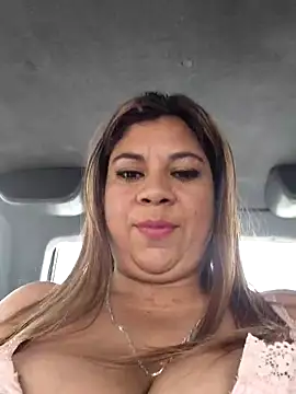 Laura-Hernandez online show from January 2026 04:22:01 PM