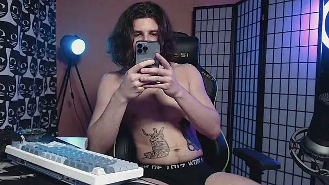 Snapshot of daddyMarty420 chatting on July 2026 06:53:01 PM daddyMarty420 online show from July 2026 06:53:01 PM