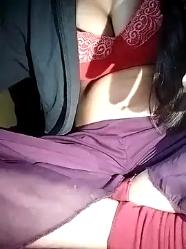 Snapshot of Shanvi_Tyagi chatting on December 2024 01:58:01 AM Shanvi Tyagi online show from December 2024 01:58:01 AM