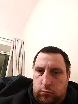 Snapshot of HE-M123 chatting on December 2024 07:30:02 PM HE-M123 online show from December 2024 07:30:02 PM