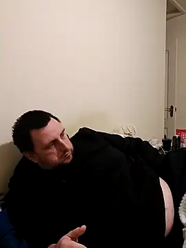 Snapshot of HE-M123 chatting on January 2025 05:44:01 PM HE-M123 online show from January 2025 05:44:01 PM