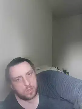 Snapshot of HE-M123 chatting on January 2025 11:37:01 AM HE-M123 online show from January 2025 11:37:01 AM