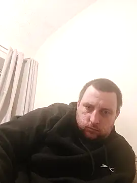 Snapshot of HE-M123 chatting on February 2025 07:47:02 PM HE-M123 online show from February 2025 07:47:02 PM