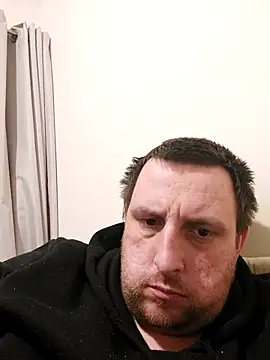 Snapshot of HE-M123 chatting on March 2025 11:53:02 PM HE-M123 online show from March 2025 11:53:02 PM