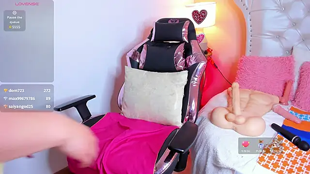 AliceLamore online show from March 2025 05:58:01 PM