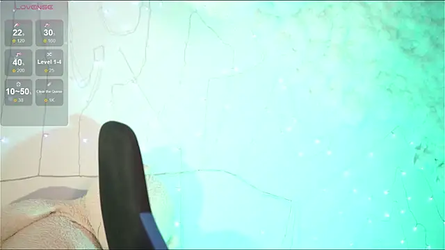 Snapshot of AdeleLoomis chatting on December 2024 08:27:02 PM AdeleLoomis online show from December 2024 08:27:02 PM