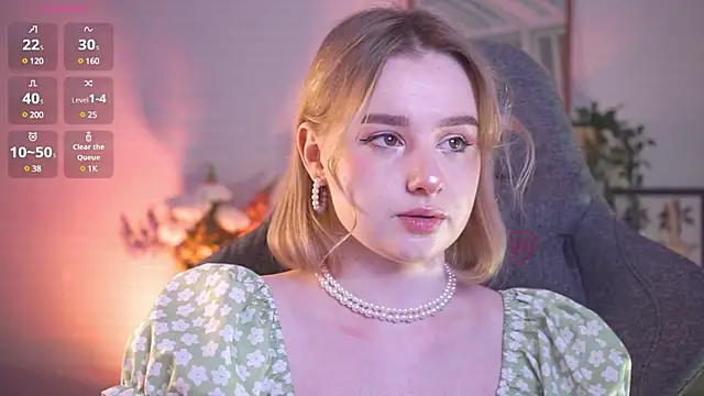 Snapshot of AdeleLoomis chatting on December 2024 11:24:02 PM AdeleLoomis online show from December 2024 11:24:02 PM