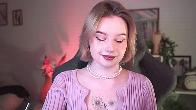 Snapshot of AdeleLoomis chatting on January 2025 08:03:02 PM AdeleLoomis online show from January 2025 08:03:02 PM