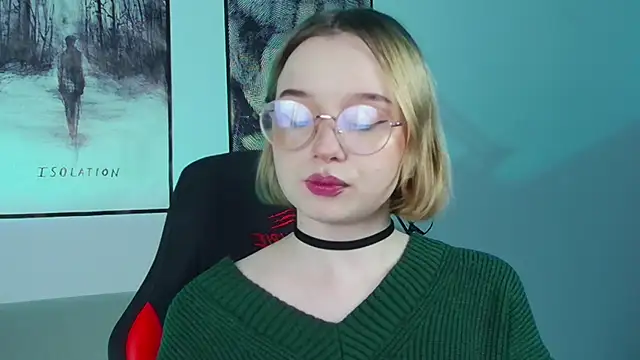 Snapshot of AdeleLoomis chatting on January 2025 08:11:01 PM AdeleLoomis online show from January 2025 08:11:01 PM