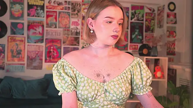 Snapshot of AdeleLoomis chatting on February 2025 02:17:02 AM AdeleLoomis online show from February 2025 02:17:02 AM