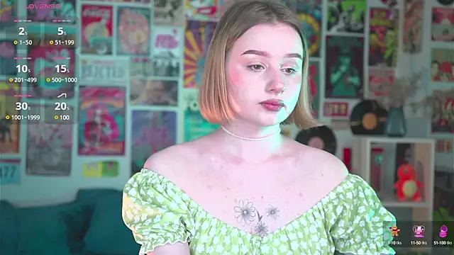 Snapshot of AdeleLoomis chatting on February 2025 05:44:02 AM AdeleLoomis online show from February 2025 05:44:02 AM