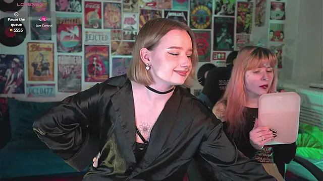 Snapshot of AdeleLoomis chatting on February 2025 05:48:02 AM AdeleLoomis online show from February 2025 05:48:02 AM