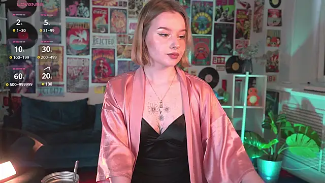 Snapshot of AdeleLoomis chatting on March 2025 05:42:02 AM AdeleLoomis online show from March 2025 05:42:02 AM