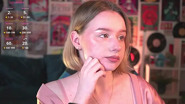 Snapshot of AdeleLoomis chatting on March 2025 05:46:01 AM AdeleLoomis online show from March 2025 05:46:01 AM