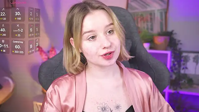 Snapshot of AdeleLoomis chatting on March 2025 05:55:02 AM AdeleLoomis online show from March 2025 05:55:02 AM