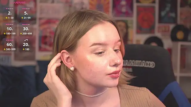 Snapshot of AdeleLoomis chatting on March 2025 08:42:02 AM AdeleLoomis online show from March 2025 08:42:02 AM