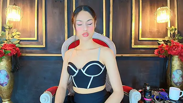 Snapshot of Hannah_blepper chatting on November 2025 08:19:02 PM Hannah blepper online show from November 2025 08:19:02 PM