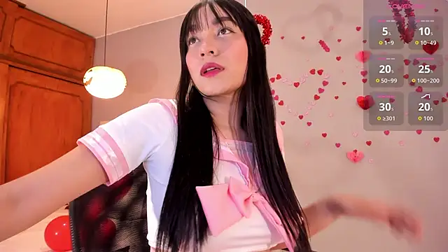 Maia W10 online show from February 2026 12:24:01 PM