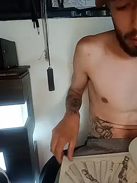 Aaronkiller online show from July 2026 07:31:02 PM
