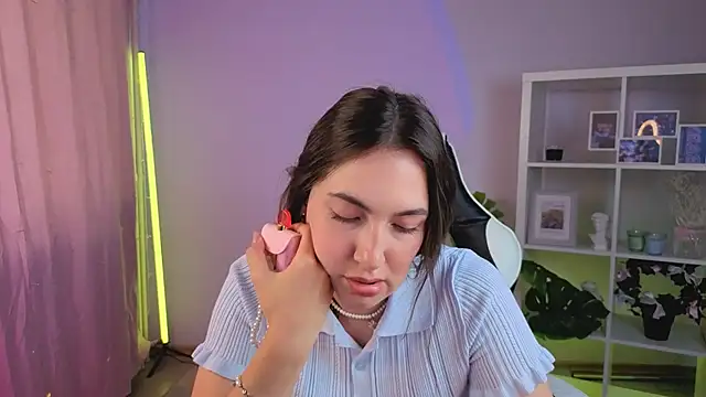 MelissaLovvv online show from July 2026 07:23:02 AM