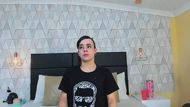 JustinePerry online show from December 2025 07:47:02 AM