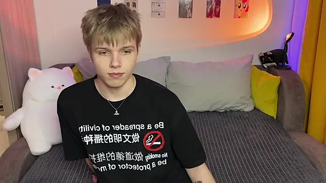 Snapshot of metratok chatting on March 2026 08:08:02 PM metratok online show from March 2026 08:08:02 PM