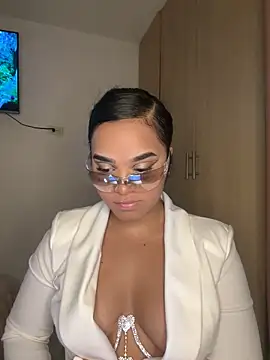 Lucy wilson5 online show from February 2025 04:15:01 AM