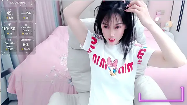 miduo520666 online show from March 2025 01:40:01 PM