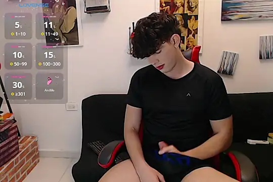 Angelo-cianuro- online show from October 2025 10:20:02 PM