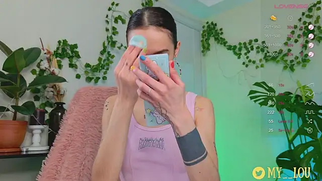 Snapshot of MyLou_ chatting on January 2025 03:21:01 PM MyLou  online show from January 2025 03:21:01 PM