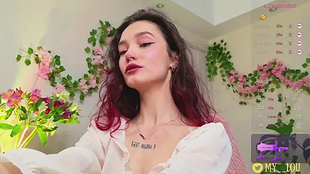 Snapshot of MyLou_ chatting on March 2025 03:16:02 PM MyLou  online show from March 2025 03:16:02 PM