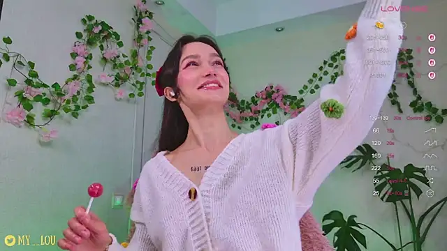 Snapshot of MyLou_ chatting on September 2025 03:11:02 PM MyLou  online show from September 2025 03:11:02 PM