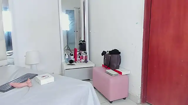 Alhana pulido online show from March 2025 11:31:01 PM