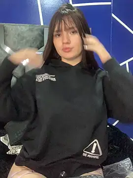 angel natural online show from February 2025 01:18:02 AM