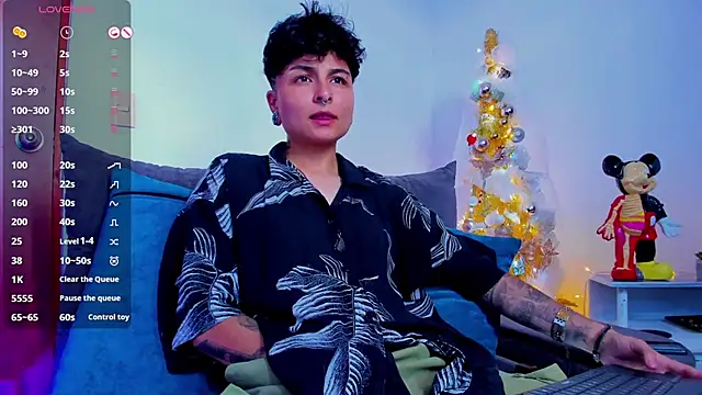 ZuryRamirez  online show from January 2025 06:31:01 PM