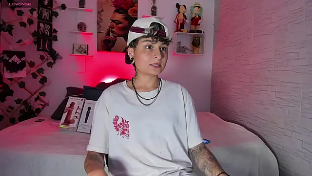 ZuryRamirez  online show from October 2025 09:31:02 PM