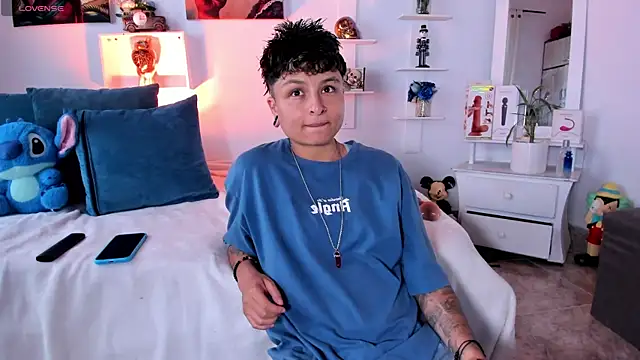 ZuryRamirez  online show from December 2025 08:27:02 PM