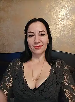 Snapshot of FireLily332 chatting on February 2025 07:49:01 PM FireLily332 online show from February 2025 07:49:01 PM
