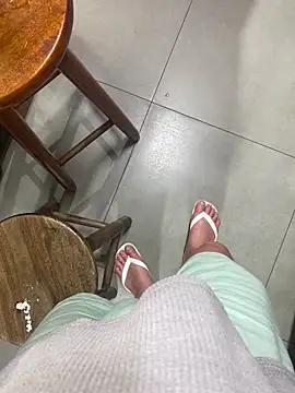 Hjsjsjsjjd online show from February 2026 07:01:02 PM