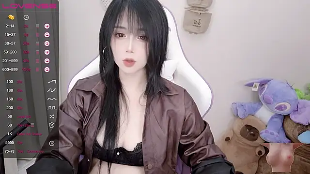 Vaness-a online show from February 2025 05:10:02 PM