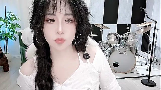 Vaness-a online show from September 2025 03:45:02 PM